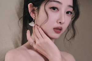 蒋梦婕直播爆料初恋男友是吴谨言同学