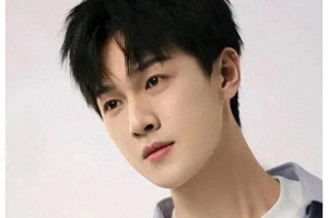 李昀锐：从体育冠军到全能偶像的逆袭之路