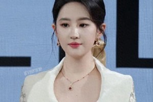 刘亦菲37岁生图惊艳全网，肤若凝脂登热搜